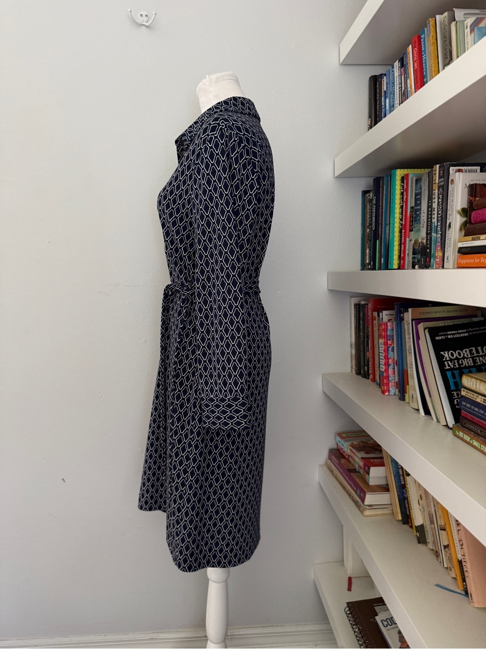 Talbots Navy and White Geometric Tie-Waist Long Sleeve Shirt Dress Large - Picture 4 of 12